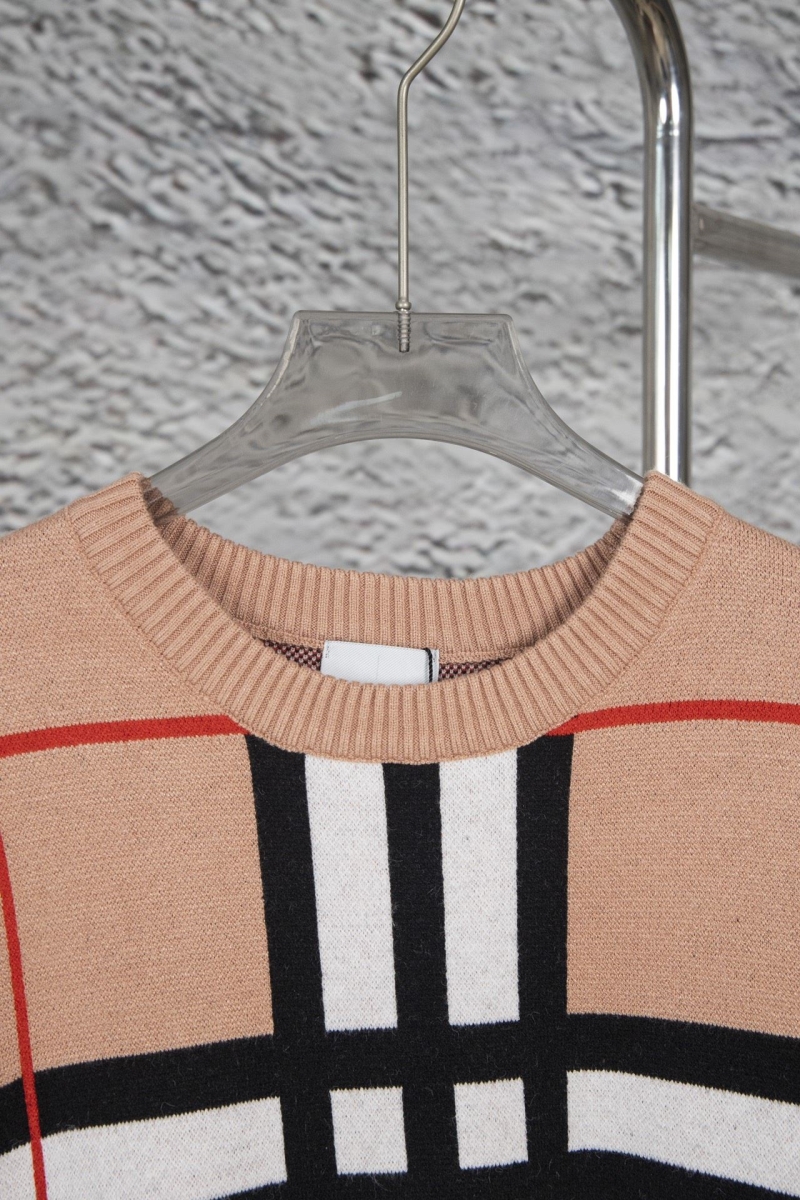 Burberry Sweaters